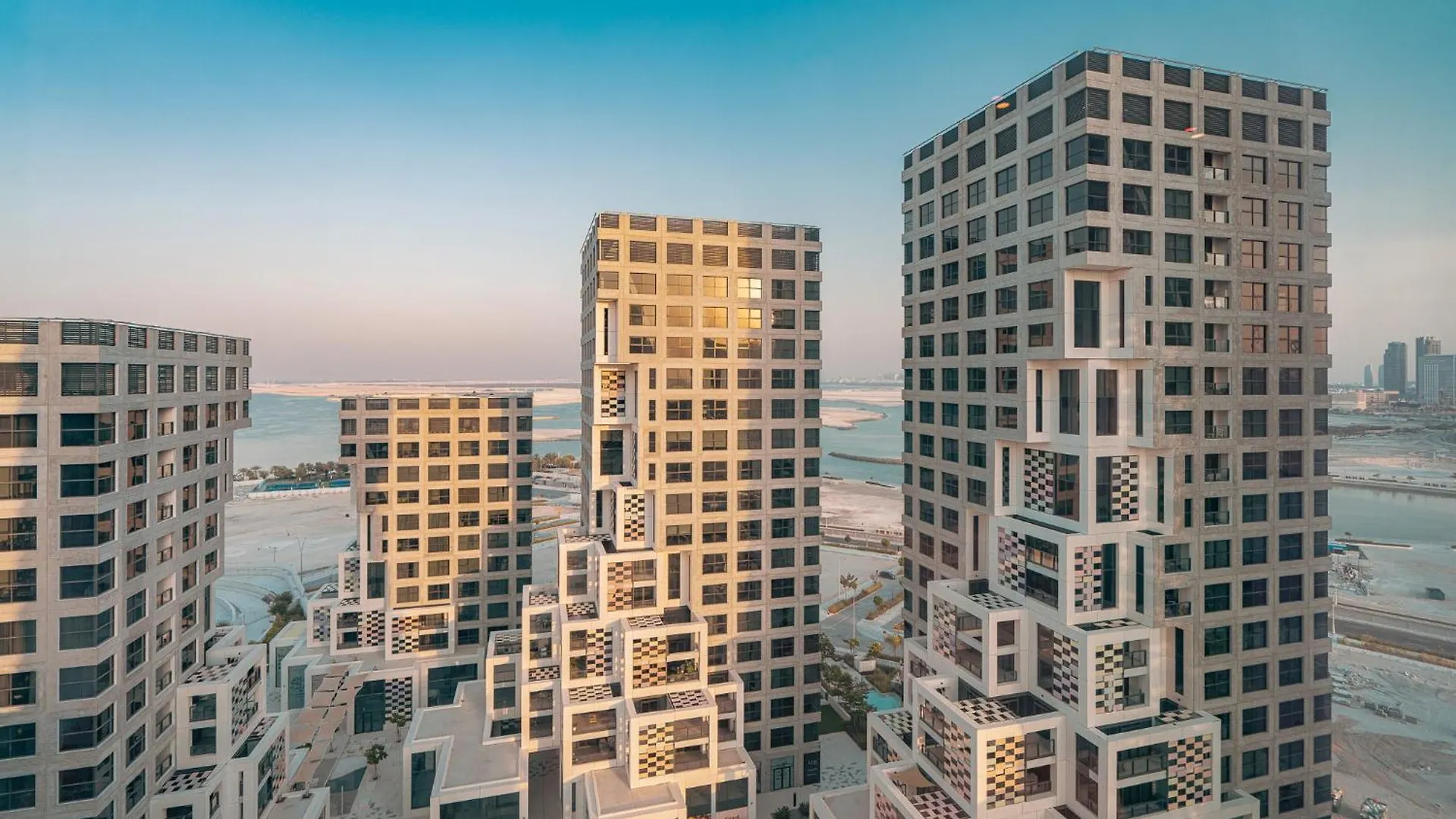 Voyage One Bedroom In Pixel Tower Abu Dhabi 0*,
